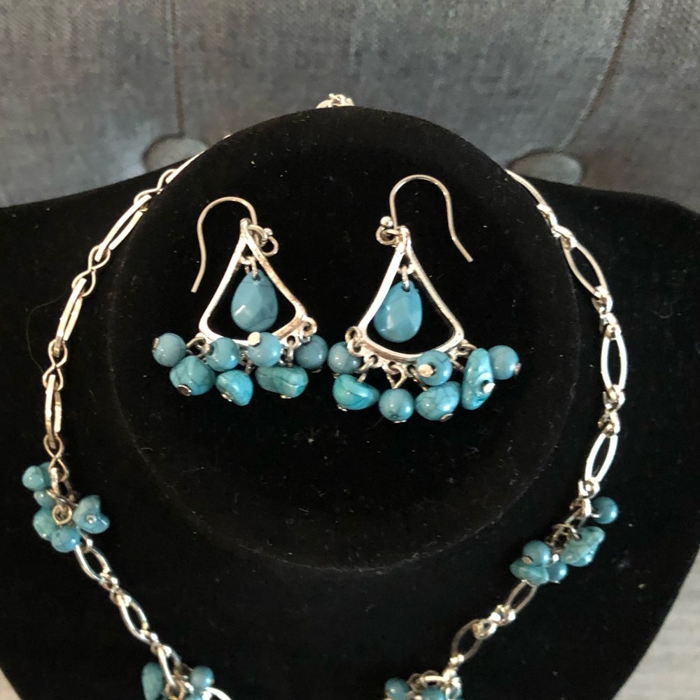 Necklace and Earring Set - Picture 3 of 4